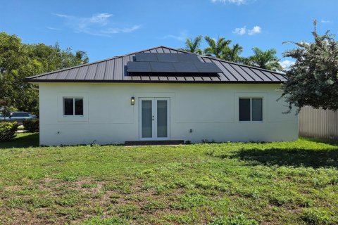 House in Homestead, Florida 4 bedrooms, 169.08 sq.m. № 2087985 - photo 6