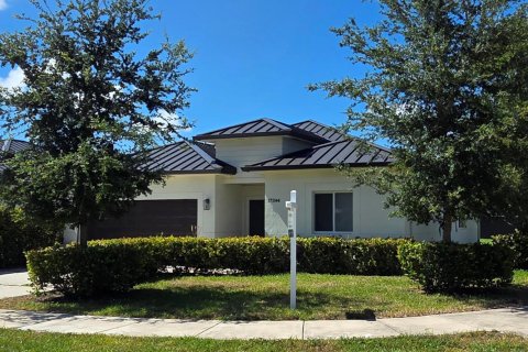 House in Homestead, Florida 4 bedrooms, 169.08 sq.m. № 2087985 - photo 3