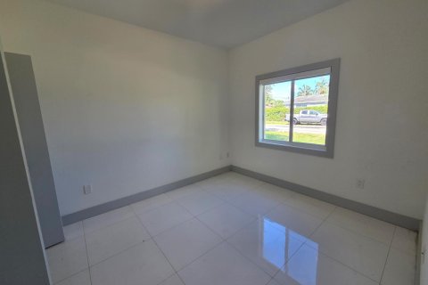 House in Homestead, Florida 4 bedrooms, 169.08 sq.m. № 2087985 - photo 18