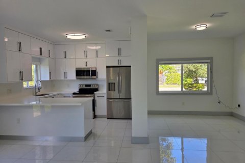 House in Homestead, Florida 4 bedrooms, 169.08 sq.m. № 2087985 - photo 16