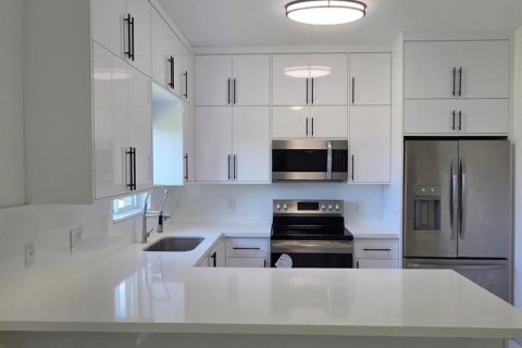 House in Homestead, Florida 4 bedrooms, 169.08 sq.m. № 2087985 - photo 14