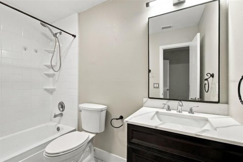 Condo in Tampa, Florida, 3 bedrooms № 2383383 - photo 5