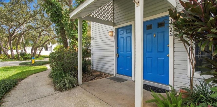 Condo in Tampa, Florida, 3 bedrooms № 2383383