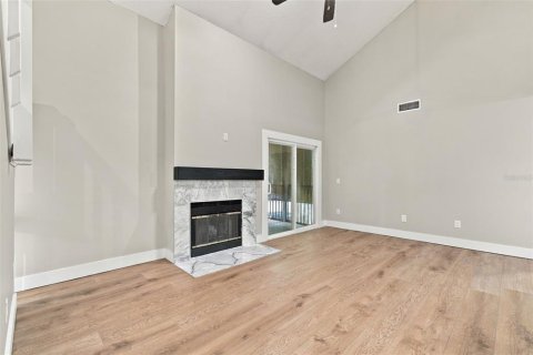 Condo in Tampa, Florida, 3 bedrooms № 2383383 - photo 7