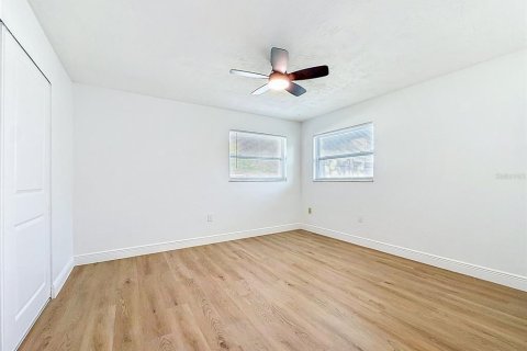 Villa ou maison à louer à Palm Harbor, Floride: 2 chambres, 91.79 m2 № 2118891 - photo 30