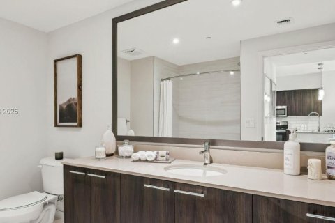 Apartamento en alquiler en West Palm Beach, Florida, 2 dormitorios, 111.2 m2 № 1922407 - foto 25