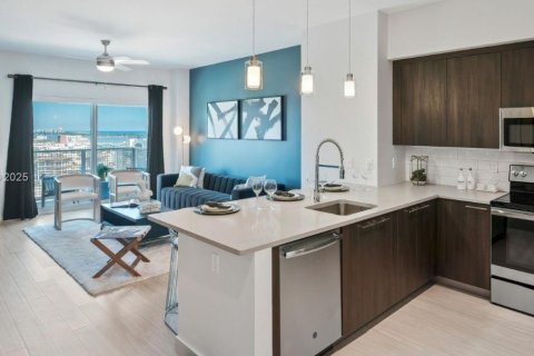 Apartamento en alquiler en West Palm Beach, Florida, 2 dormitorios, 111.2 m2 № 1922407 - foto 20