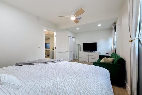 Villa ou maison à vendre à Saint Petersburg, Floride: 3 chambres, 118.36 m2 № 2399388 - photo 30