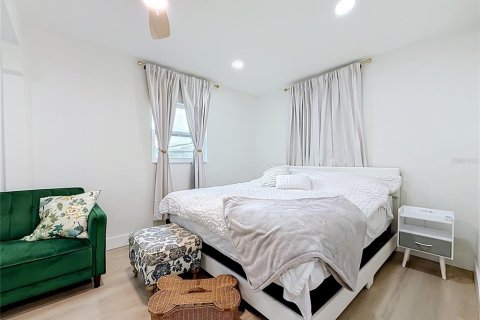 Villa ou maison à vendre à Saint Petersburg, Floride: 3 chambres, 118.36 m2 № 2399388 - photo 27