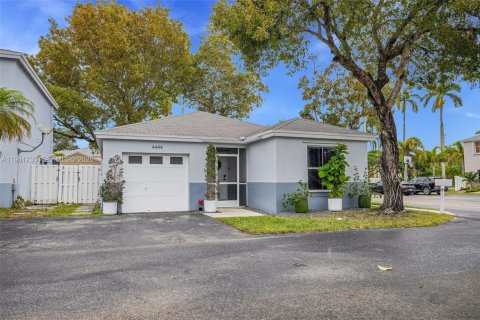 Casa en venta en Davie, Florida, 3 dormitorios, 120.49 m2 № 2023701 - foto 19