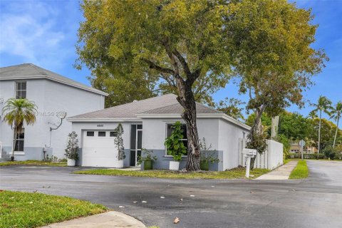 Casa en venta en Davie, Florida, 3 dormitorios, 120.49 m2 № 2023701 - foto 22