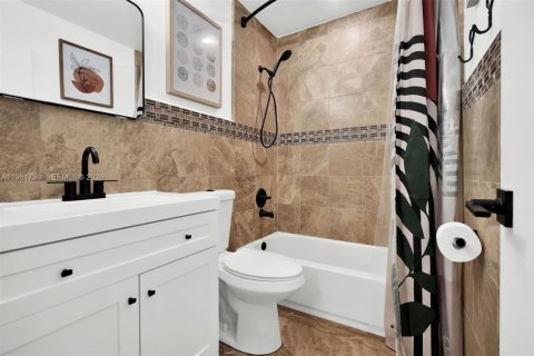 Casa en venta en Davie, Florida, 3 dormitorios, 120.49 m2 № 2023701 - foto 13