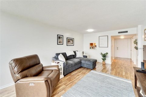 Condominio en venta en Winter Haven, Florida, 2 dormitorios, 110.55 m2 № 1734435 - foto 22