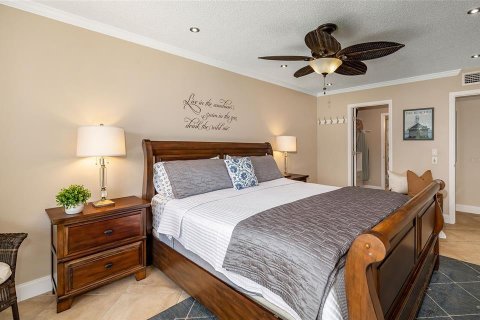 Condo in Sarasota, Florida, 1 bedroom  № 1675071 - photo 23