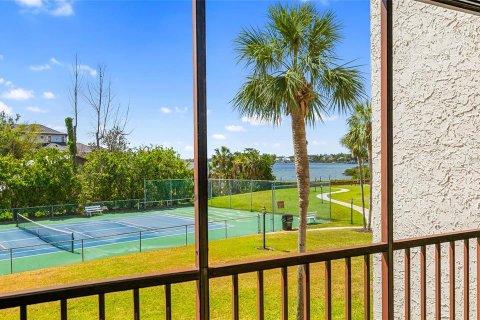 Condo in Sarasota, Florida, 1 bedroom  № 1675071 - photo 6