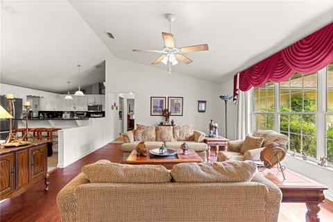 Casa en venta en Ocala, Florida, 3 dormitorios, 266.54 m2 № 1774889 - foto 4