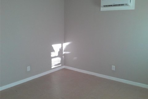 Appartement à louer à Riverview, Floride: 2 chambres, 60.39 m2 № 1841968 - photo 7