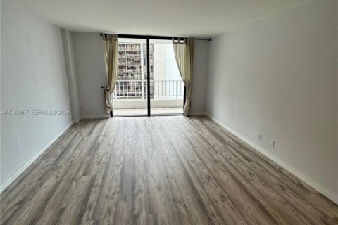 Copropriété à louer à Miami, Floride: 1 chambre, 56.86 m2 № 2049201 - photo 8
