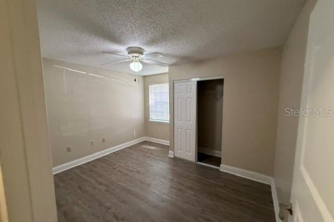 Condominio en venta en Gainesville, Florida, 2 dormitorios, 88.26 m2 № 2217242 - foto 4