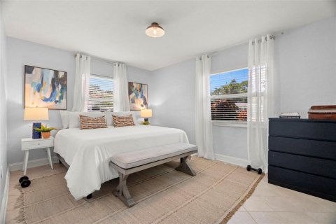 Casa en venta en Saint Petersburg, Florida, 3 dormitorios, 120.77 m2 № 1800268 - foto 13