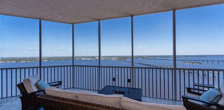 Condo in Fort Myers, Florida, 3 bedrooms  № 1642836