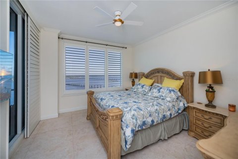 Condo in Fort Myers, Florida, 3 bedrooms  № 1642836 - photo 29