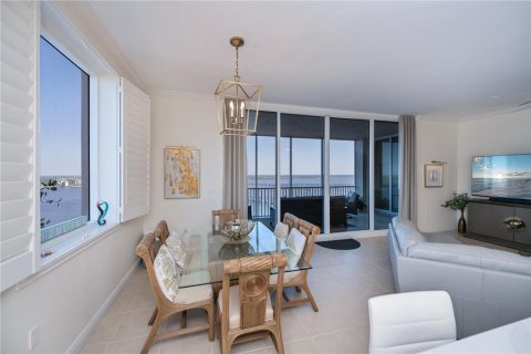 Condo in Fort Myers, Florida, 3 bedrooms  № 1642836 - photo 18