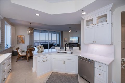Condo in Fort Myers, Florida, 3 bedrooms  № 1642836 - photo 25