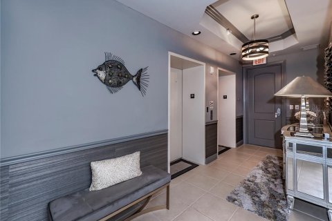 Condo in Fort Myers, Florida, 3 bedrooms  № 1642836 - photo 7