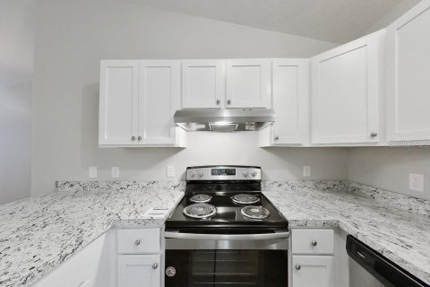 House in Ocala, Florida 3 bedrooms, 93.18 sq.m. № 2209834 - photo 5