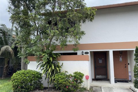 Adosado en Davie, Florida 3 dormitorios, 123.37 m2 № 2071115