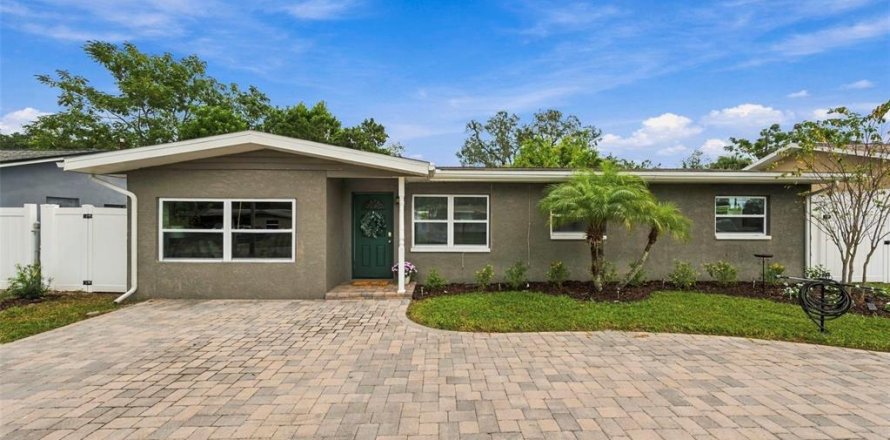 Villa ou maison à Safety Harbor, Floride 3 chambres, 125.6 m2 № 2416527