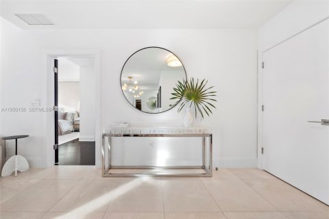 Condominio en venta en Miami Beach, Florida, 2 dormitorios, 157.75 m2 № 2005911 - foto 16