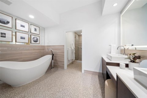 Condominio en venta en Miami Beach, Florida, 2 dormitorios, 157.75 m2 № 2005911 - foto 23