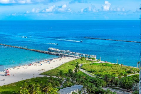 Condominio en venta en Miami Beach, Florida, 2 dormitorios, 157.75 m2 № 2005911 - foto 15
