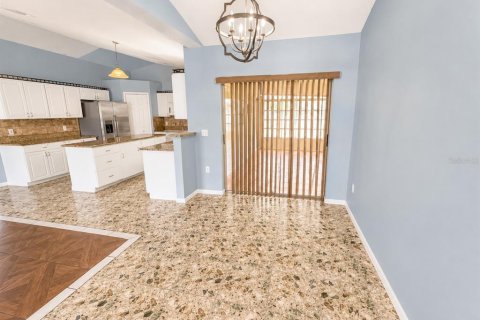 House in Kissimmee, Florida 4 bedrooms, 193.98 sq.m. № 2320853 - photo 5