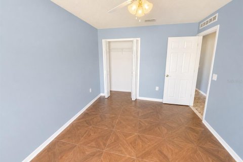House in Kissimmee, Florida 4 bedrooms, 193.98 sq.m. № 2320853 - photo 13