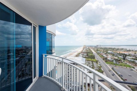 Condominio en venta en Daytona Beach, Florida, 2 dormitorios, 116.13 m2 № 1678159 - foto 12