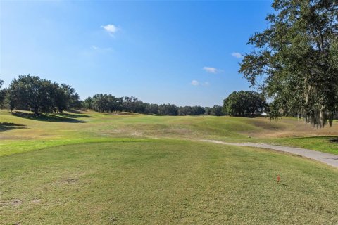 Propiedad comercial en venta en Spring Hill, Florida, 1391.49 m2 № 2125386 - foto 24