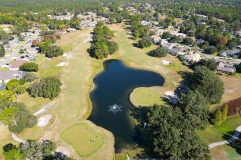 Propiedad comercial en venta en Spring Hill, Florida, 1391.49 m2 № 2125386 - foto 6