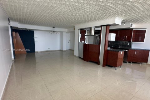 Condominio en venta en Sunny Isles Beach, Florida, 2 dormitorios, 118.45 m2 № 1893561 - foto 6