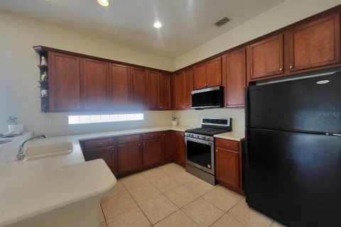 House in Leesburg, Florida 3 bedrooms, 135.27 sq.m. № 1851565 - photo 11