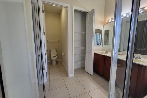 House in Leesburg, Florida 3 bedrooms, 135.27 sq.m. № 1851565 - photo 22