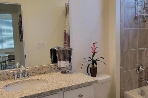 House in Bradenton, Florida 3 bedrooms, 204.48 sq.m. № 2206424 - photo 19