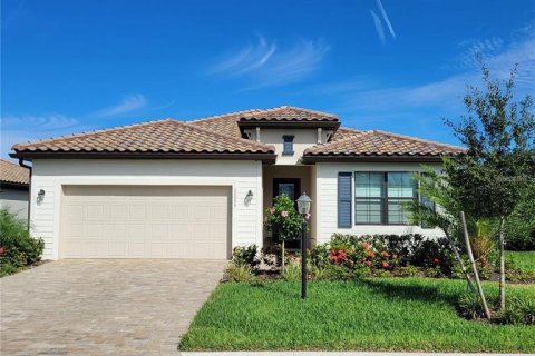 House in Bradenton, Florida 3 bedrooms, 204.48 sq.m. № 2206424