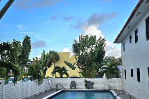 Appartement à louer à Lighthouse Point, Floride: 1 chambre, 1778.52 m2 № 2177423 - photo 2