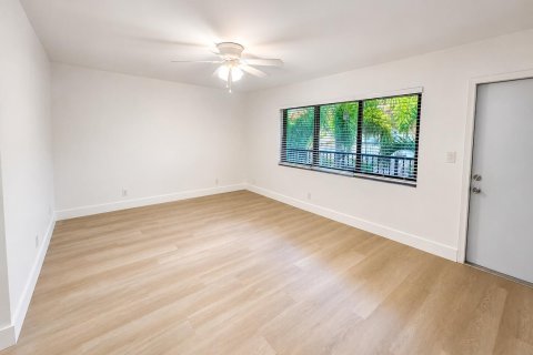 Appartement à louer à Lighthouse Point, Floride: 1 chambre, 1778.52 m2 № 2177423 - photo 8