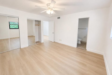 Appartement à louer à Lighthouse Point, Floride: 1 chambre, 1778.52 m2 № 2177423 - photo 16