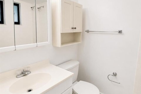 Appartement à louer à Lighthouse Point, Floride: 1 chambre, 1778.52 m2 № 2177423 - photo 17