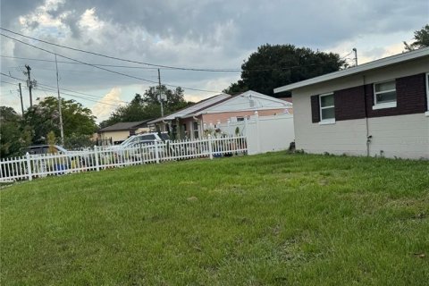 Casa en venta en Orlando, Florida, 3 dormitorios, 111.2 m2 № 2119104 - foto 7